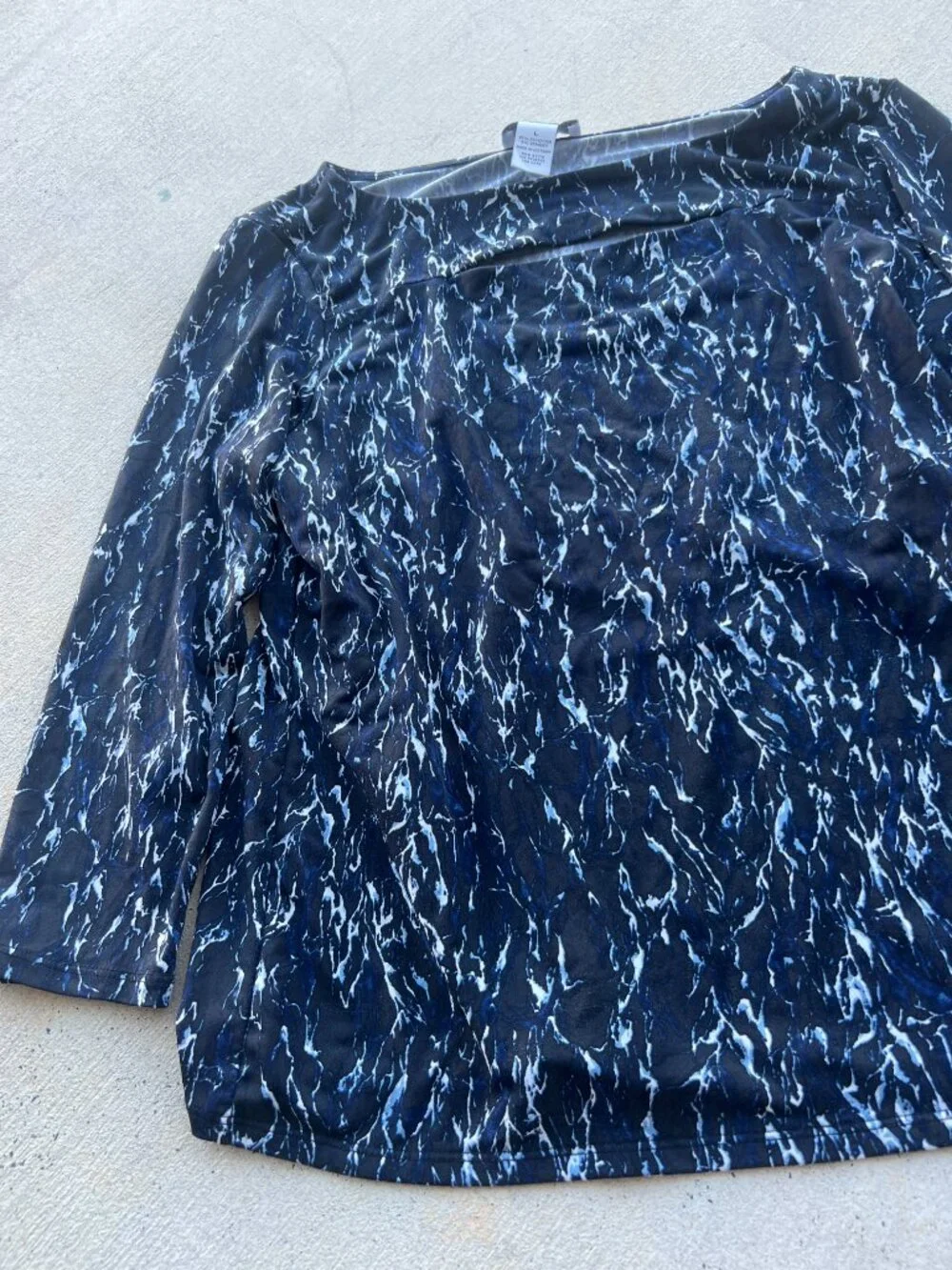 Carmen Marc Valvo large blouse - Picture 4 of 8
